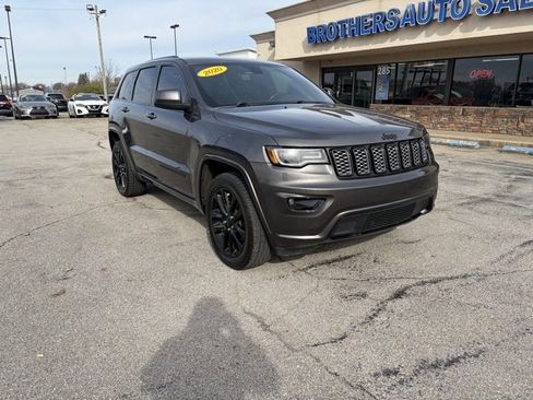 Used 2020 Jeep Grand Cherokee Altitude image 10