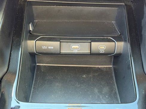 Certified 2024 Kia Telluride LX image 22