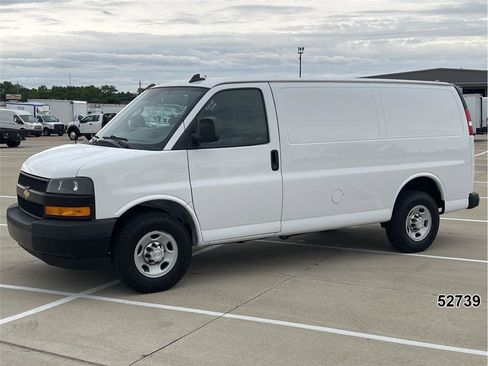 Used 2020 Chevrolet Express 2500 w/ Safety Package RWD image 1
