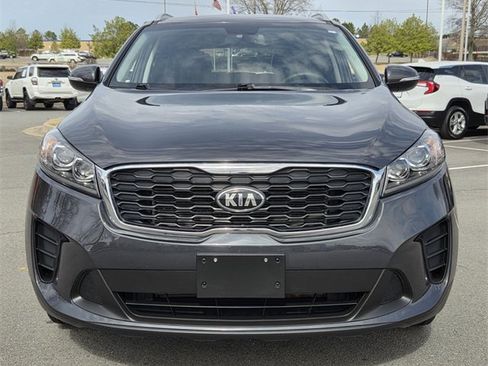 Used 2019 Kia Sorento LX w/ LX Convenience Package image 5