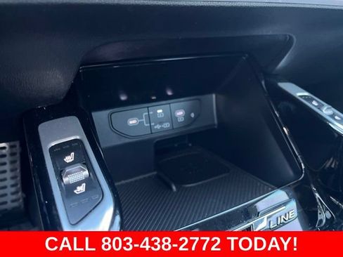 Used 2025 Kia Sorento SX FWD image 26