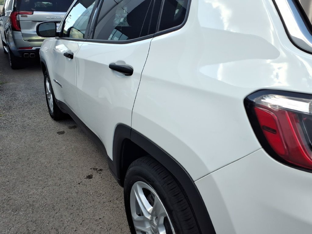Used 2024 Jeep Compass Sport AWD/4WD image 17