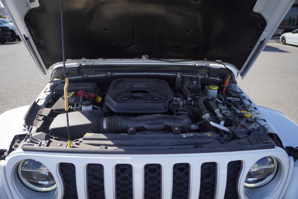 Certified 2022 Jeep Wrangler Unlimited Sahara AWD/4WD image 8