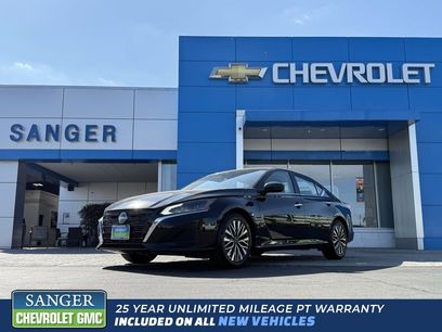 Used 2025 Nissan Altima 2.5 SV