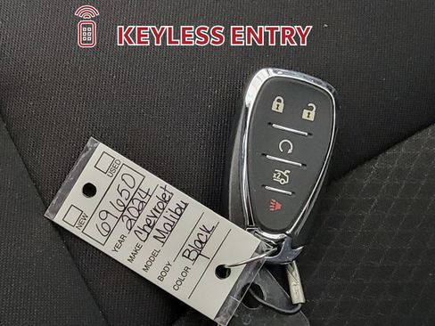 Used 2024 Chevrolet Malibu LT image 30