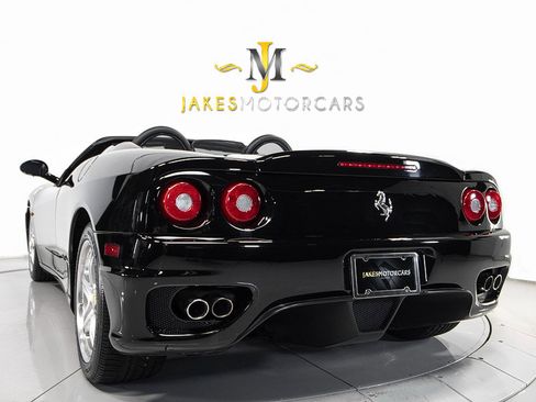 Used 2005 Ferrari 360 Spider image 8