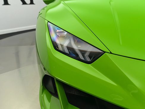 Used 2020 Lamborghini Huracan EVO AWD/4WD image 13