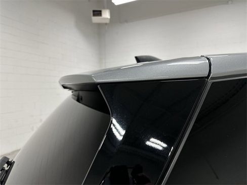 Used 2024 Chevrolet Equinox LT image 23