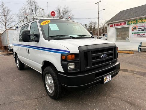 Used 2011 Ford E-250 and Econoline 250 E-250 w/ PWR Group image 3
