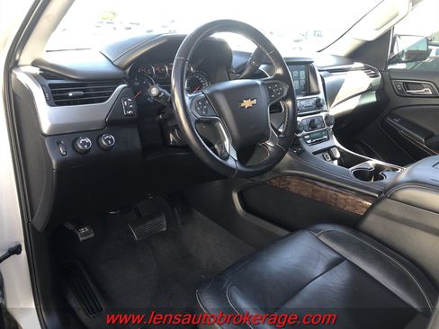 Used 2019 Chevrolet Suburban LT image 10