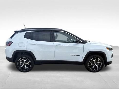 New 2026 Jeep Compass Limited AWD/4WD image 18