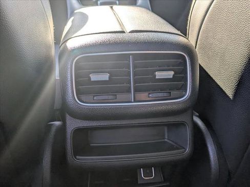 Used 2022 Mercedes-Benz GLE 350 image 18