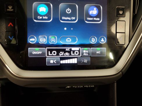 Used 2025 Subaru Crosstrek 2.0i Premium image 20