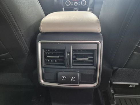 Used 2021 Subaru Forester Limited AWD/4WD image 18