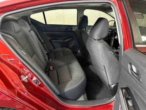 Used 2023 Nissan Altima 2.5 SV w/ SV Premium Package image 27