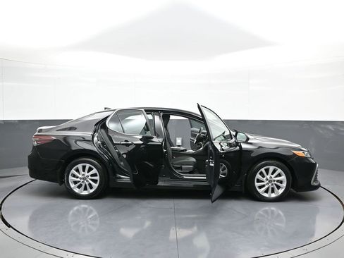 Certified 2023 Toyota Camry LE image 41