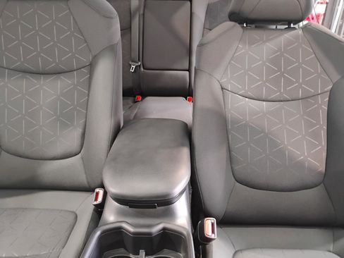 Used 2025 Toyota RAV4 XLE w/ Convenience Package image 44