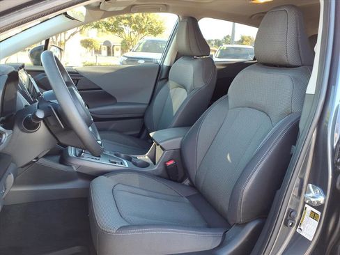 Certified 2024 Subaru Crosstrek 2.0i Premium image 4