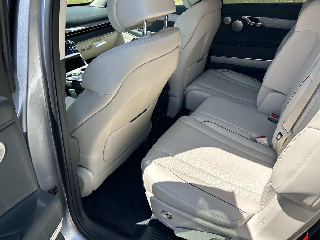 New 2027 Genesis GV80 2.5T Prestige AWD/4WD image 20
