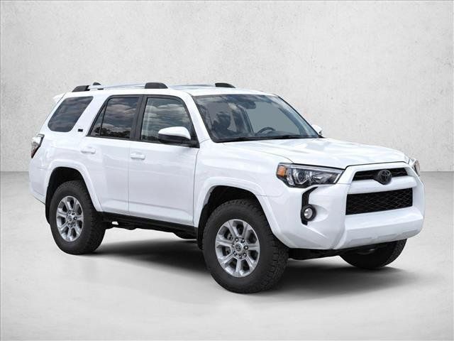 Used 2019 Toyota 4Runner SR5 AWD/4WD image 3