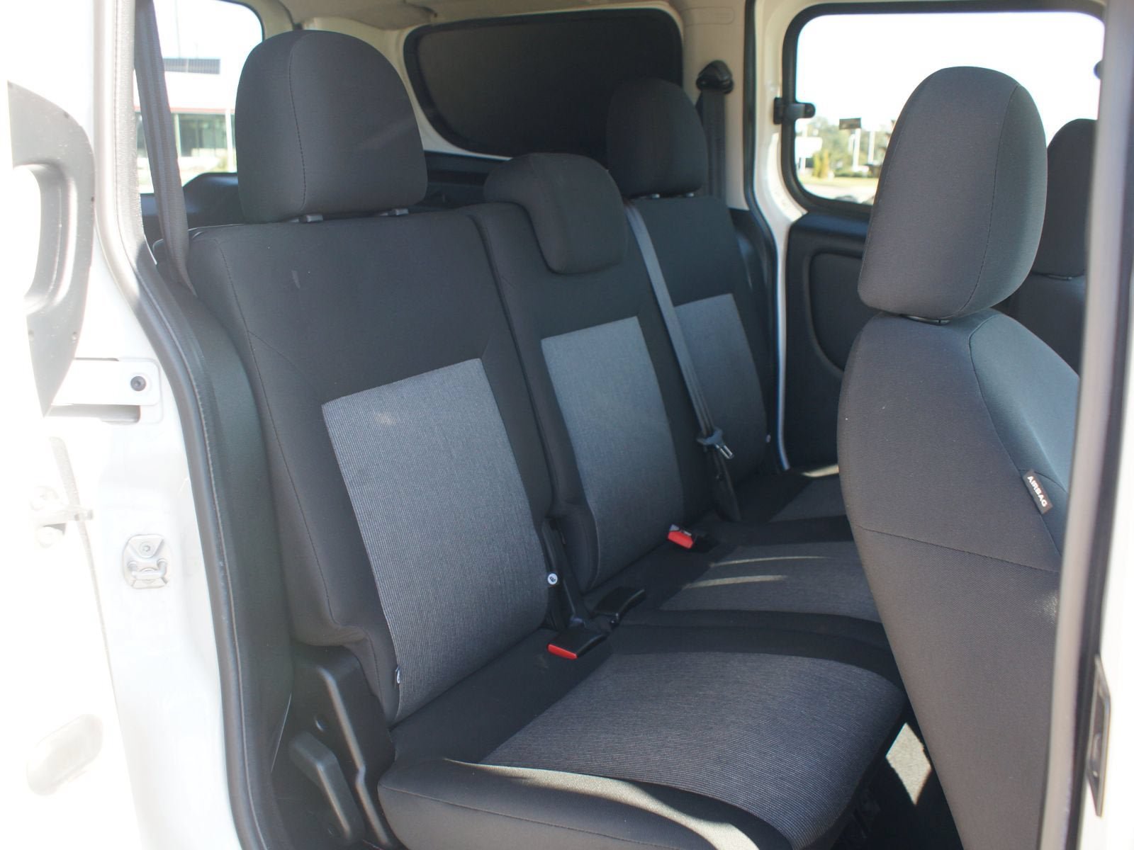 Used 2018 RAM ProMaster City SLT FWD image 19