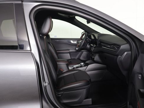 Used 2024 Ford Escape ST-Line w/ Tech Pack #1 image 29