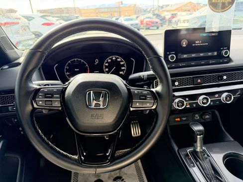 Used 2023 Honda Civic Sport image 18