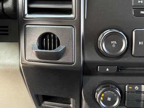 Used 2018 Ford F150 XL w/ Equipment Group 101A Mid RWD image 19