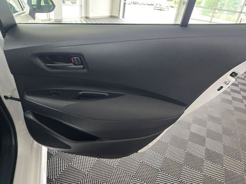 Used 2026 Toyota Corolla LE FWD image 35
