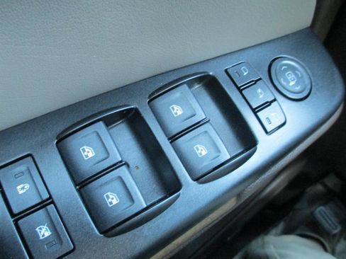 Used 2018 GMC Yukon Denali w/ Denali Ultimate Package image 31