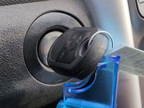 Used 2013 Ford Edge SEL image 33