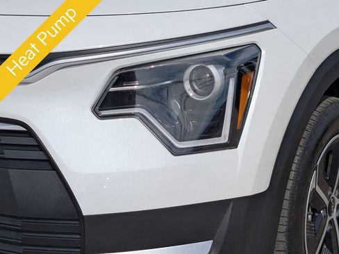 Certified 2023 Kia Niro EX w/ EX Cold Weather Package FWD image 11