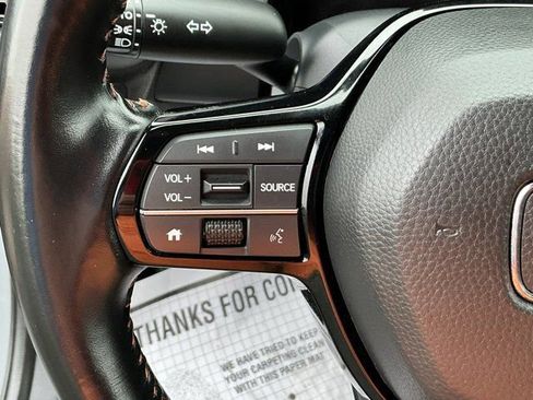 Used 2025 Honda HR-V Sport image 27