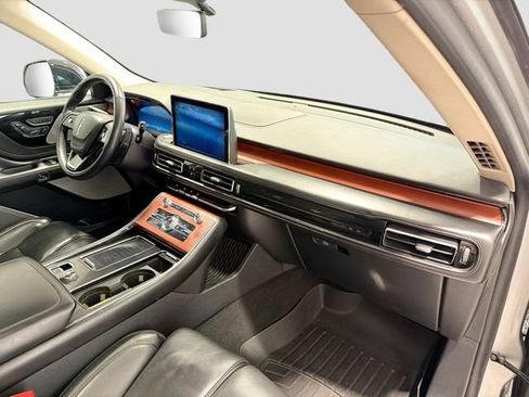 Used 2020 Lincoln Aviator Reserve w/ Equipment Group 202A AWD/4WD image 26
