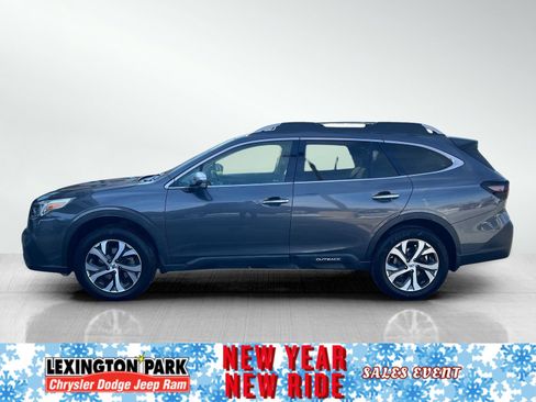 Used 2021 Subaru Outback Touring XT image 3