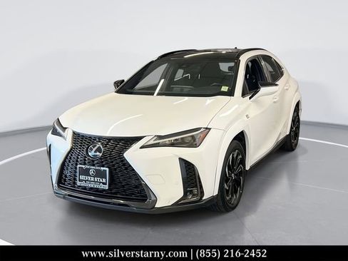 Used 2023 Lexus UX 250h F Sport image 1