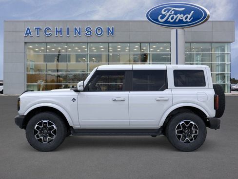 New 2025 Ford Bronco Outer Banks image 3