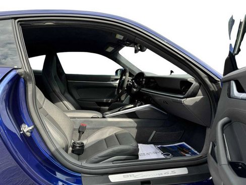 Used 2020 Porsche 911 Carrera 4S image 38