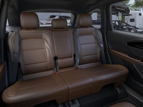 New 2026 Lincoln Nautilus Reserve image 11