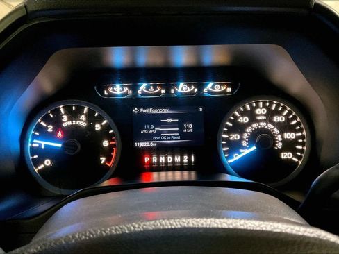 Used 2016 Ford F150 XLT w/ Equipment Group 302A Luxury AWD/4WD image 18