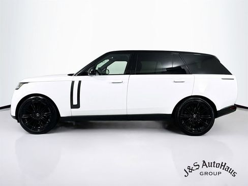 Used 2024 Land Rover Range Rover Long Wheelbase SE AWD/4WD image 4