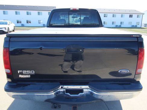 Used 2004 Ford F250 Lariat image 13