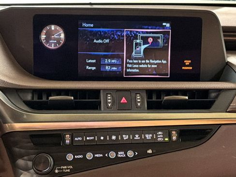 Used 2019 Lexus ES 350 w/ Premium Package image 17