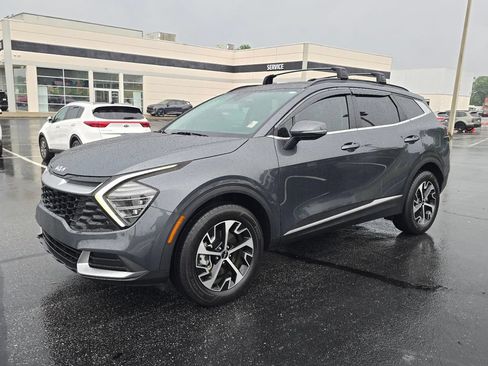 Certified 2024 Kia Sportage EX w/ EX Premium Package AWD/4WD image 7