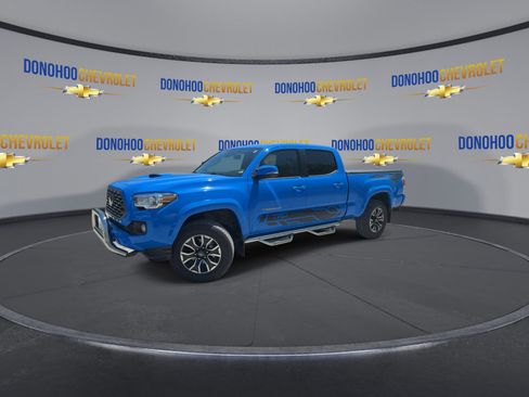 Used 2021 Toyota Tacoma TRD Sport w/ Technology Package image 7