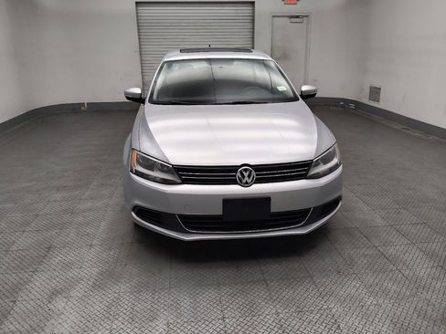 Used 2014 Volkswagen Jetta SE FWD image 14