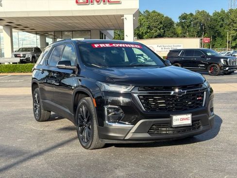Used 2022 Chevrolet Traverse RS FWD image 4
