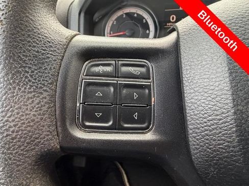 Used 2019 RAM 1500 Express AWD/4WD image 32