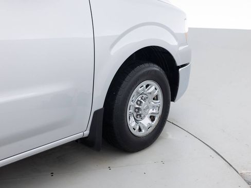Used 2016 Nissan NV 3500 SL image 19