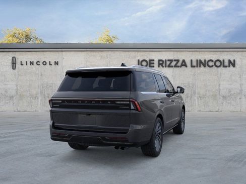 New 2025 Lincoln Navigator Reserve AWD/4WD image 8